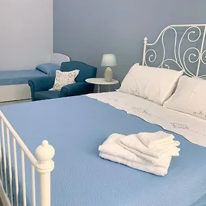  Apartment Nea Italy