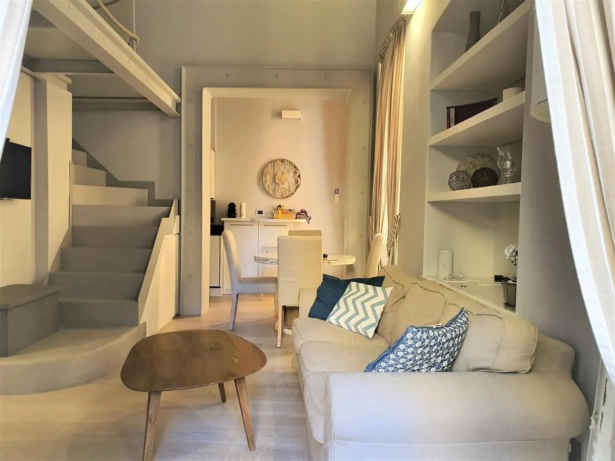 La Casa Di Tommy Apartment Rapallo 0*,  Italy